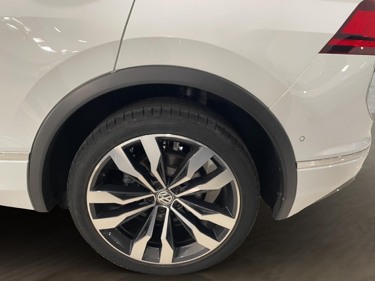 2019 Volkswagen Tiguan Tiguan Sport 2.0 TDI 140kW (190CV) 4Motion DSG coche de segunda mano