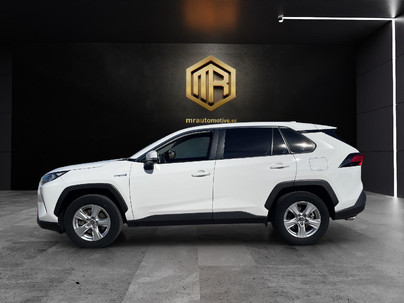 2021 Toyota RAV4 RAV4 2.5l 220H Business 4WD coche de segunda mano
