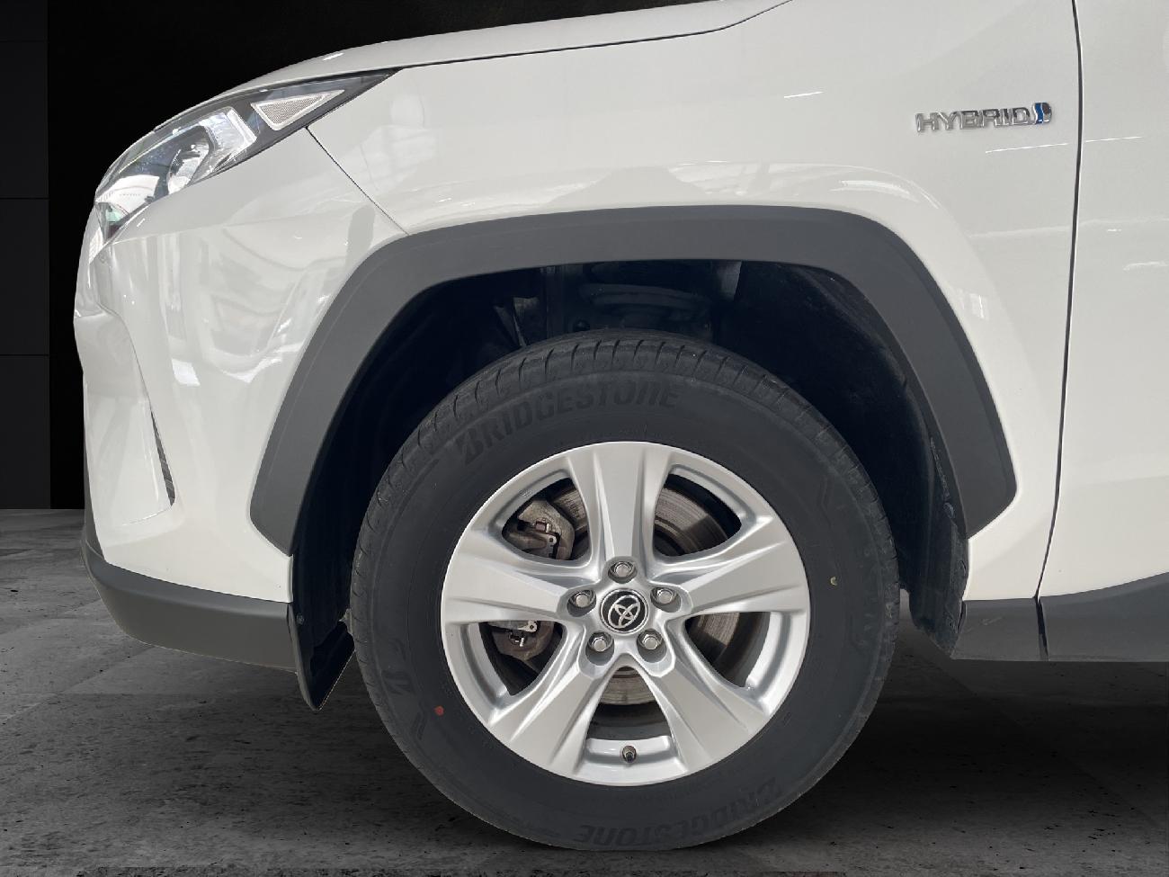 2021 Toyota RAV4 RAV4 2.5l 220H Business 4WD coche de segunda mano