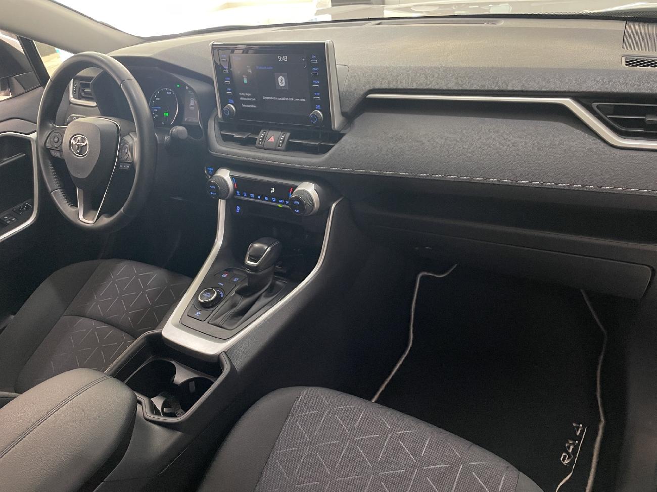 2021 Toyota RAV4 RAV4 2.5l 220H Business 4WD coche de segunda mano