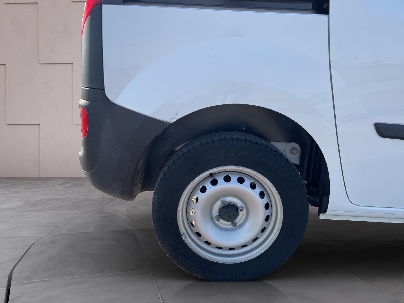 2019 Renault Kangoo Kangoo FURGÓN Profesional dCi 55kW (75CV) Euro 6 coche de segunda mano