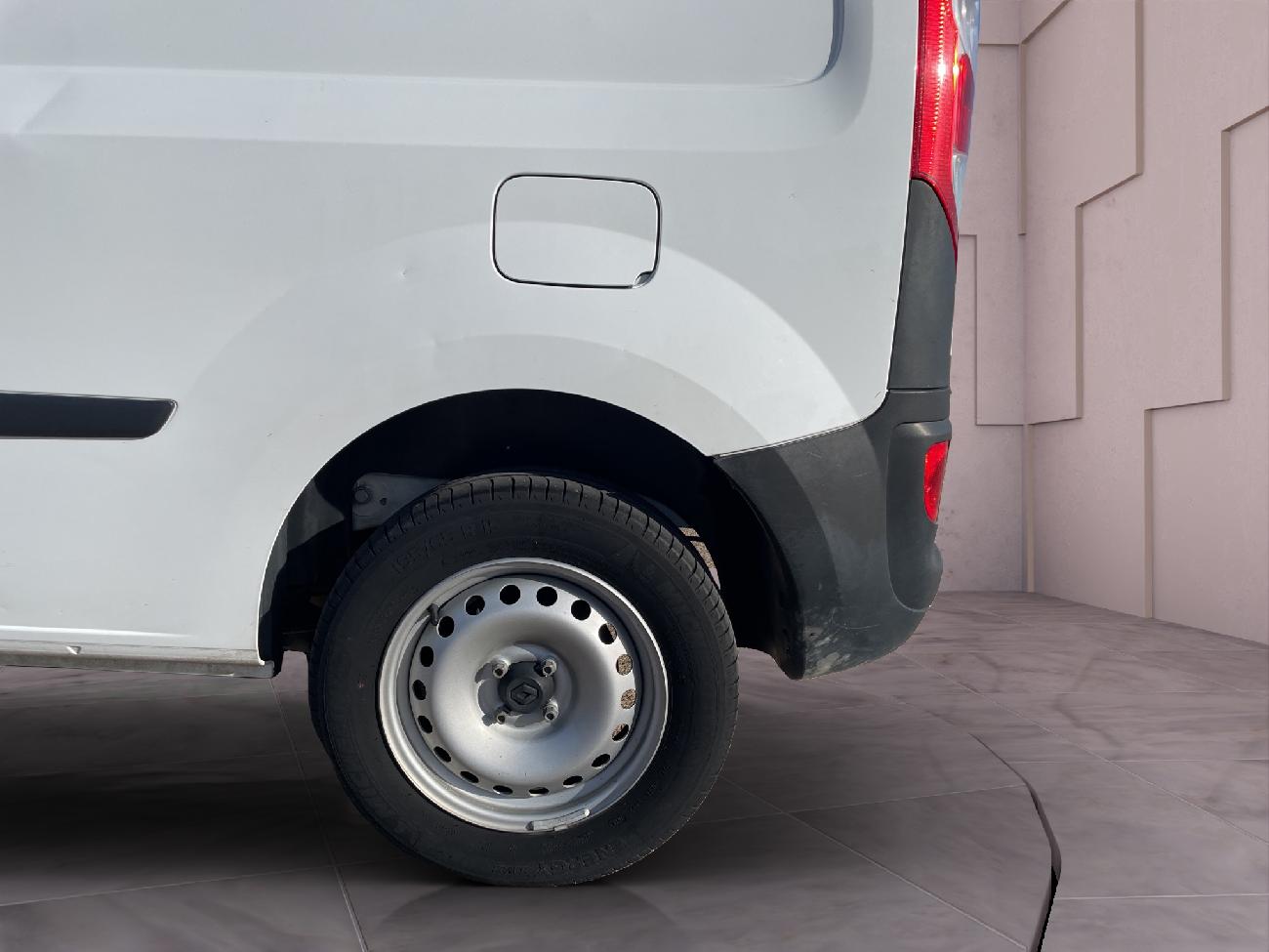 2019 Renault Kangoo Kangoo FURGÓN Profesional dCi 55kW (75CV) Euro 6 coche de segunda mano