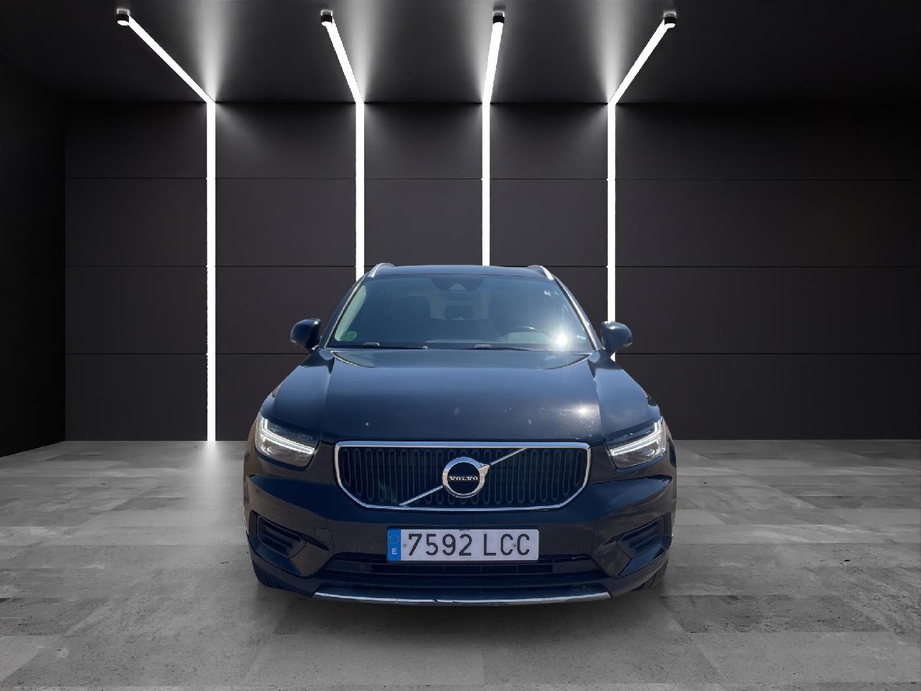 2019 Volvo XC40 XC40 2.0 D4 AWD Momentum Auto coche de segunda mano