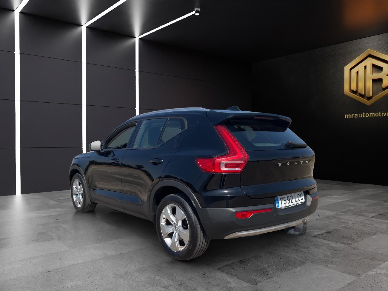 2019 Volvo XC40 XC40 2.0 D4 AWD Momentum Auto coche de segunda mano