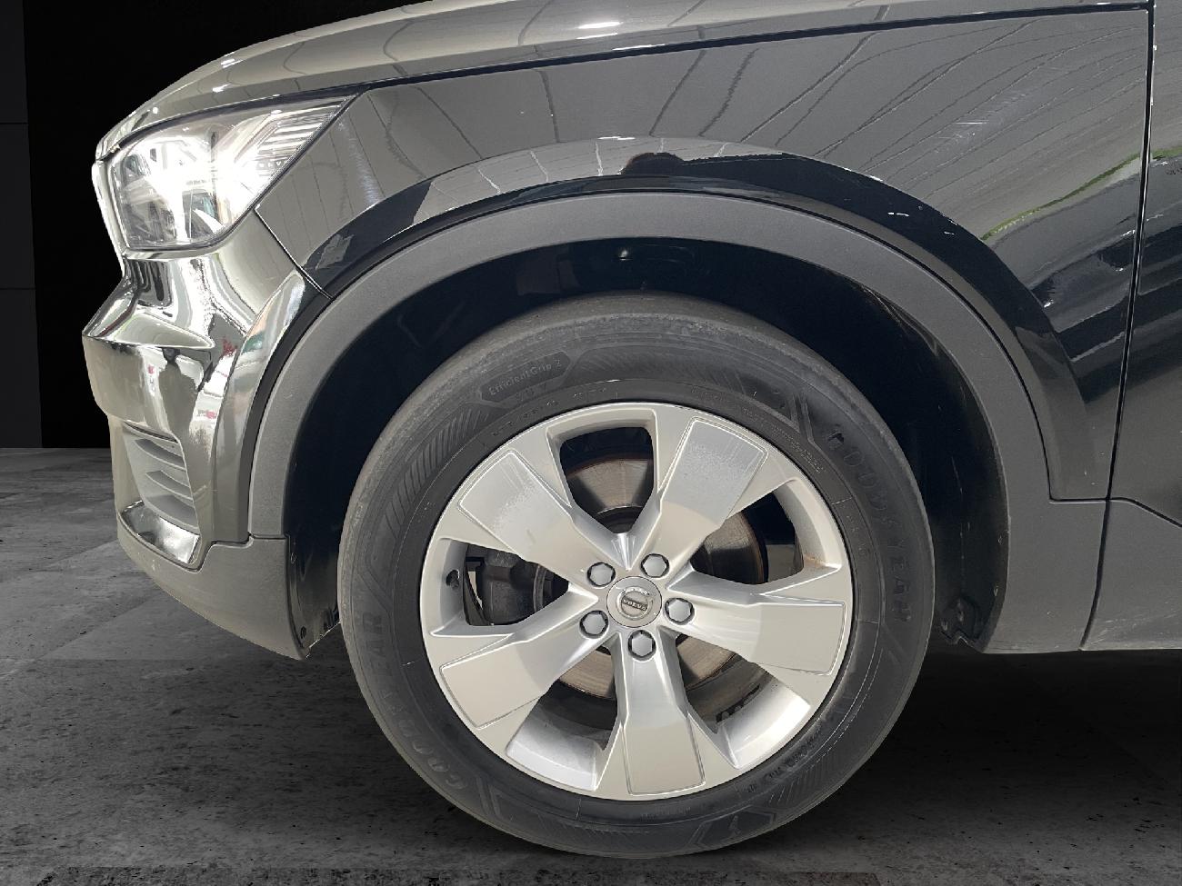 2019 Volvo XC40 XC40 2.0 D4 AWD Momentum Auto coche de segunda mano