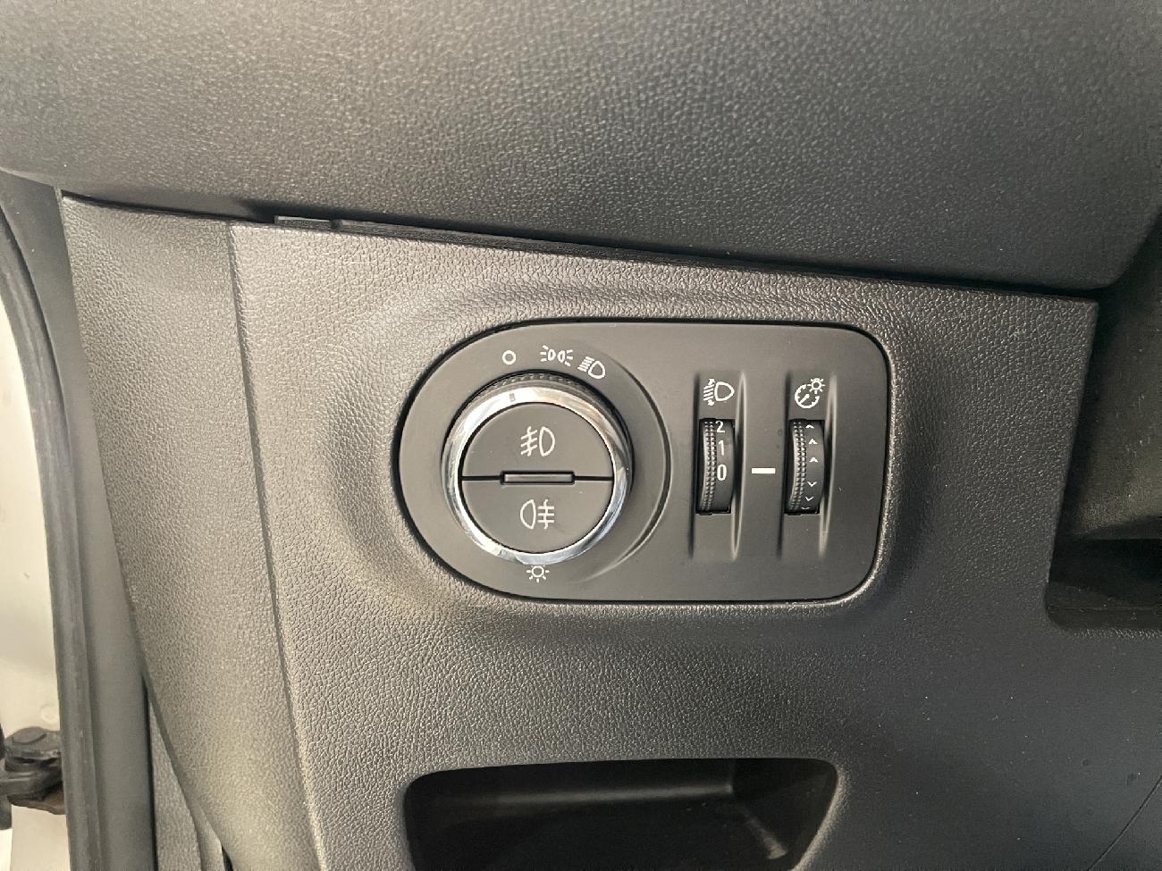 2018 Opel Corsa Corsa 1.3 CDTi Business 55kW (75CV)  coche de segunda mano