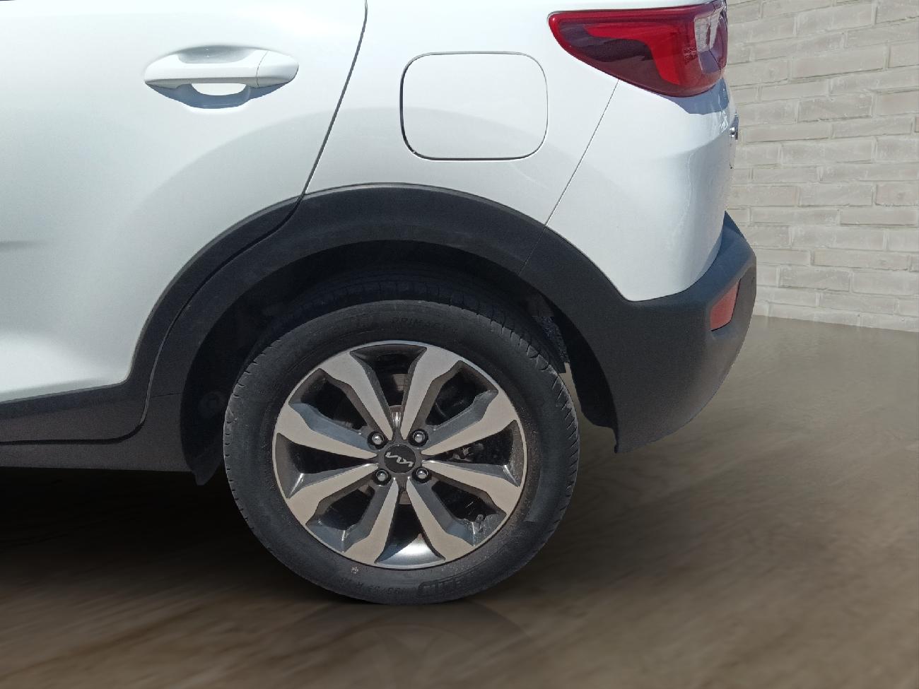 2021 KIA STONIC STONIC 1.0 T-GDi 74kW (100CV) MHEV iMT Concept coche de segunda mano