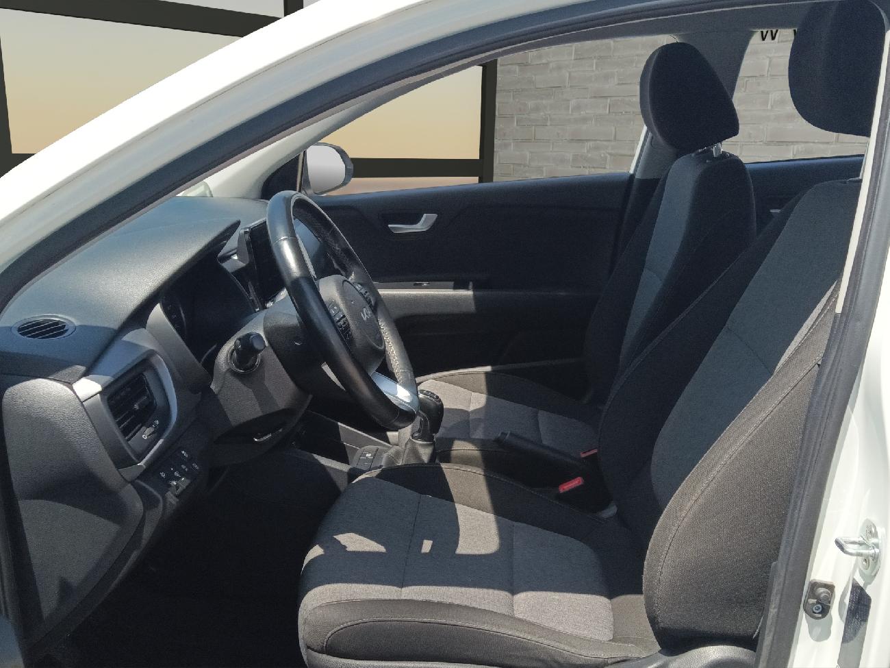 2021 KIA STONIC STONIC 1.0 T-GDi 74kW (100CV) MHEV iMT Concept coche de segunda mano
