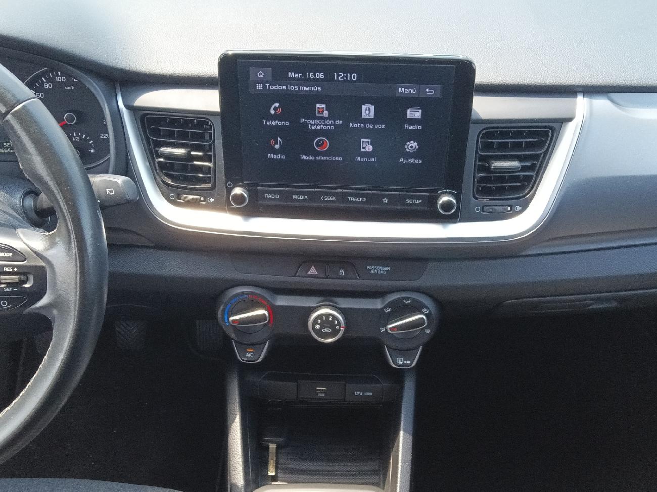 2021 KIA STONIC STONIC 1.0 T-GDi 74kW (100CV) MHEV iMT Concept coche de segunda mano