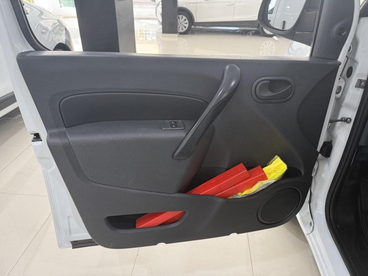 2019 Renault Kangoo Kangoo COMBI Profesional N1 Energy dCi 55kW (75CV) coche de segunda mano