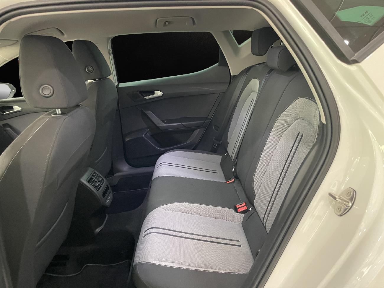 2022 Seat Leon Leon 1.5 TSI 96kW S&S Style coche de segunda mano