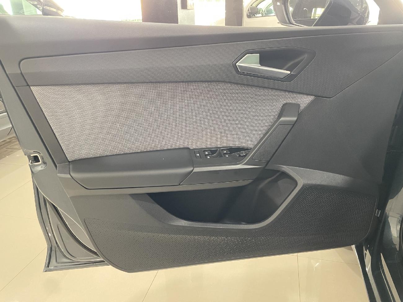 2022 Seat Leon Leon 1.5 TSI 96kW S&S Style Go coche de segunda mano