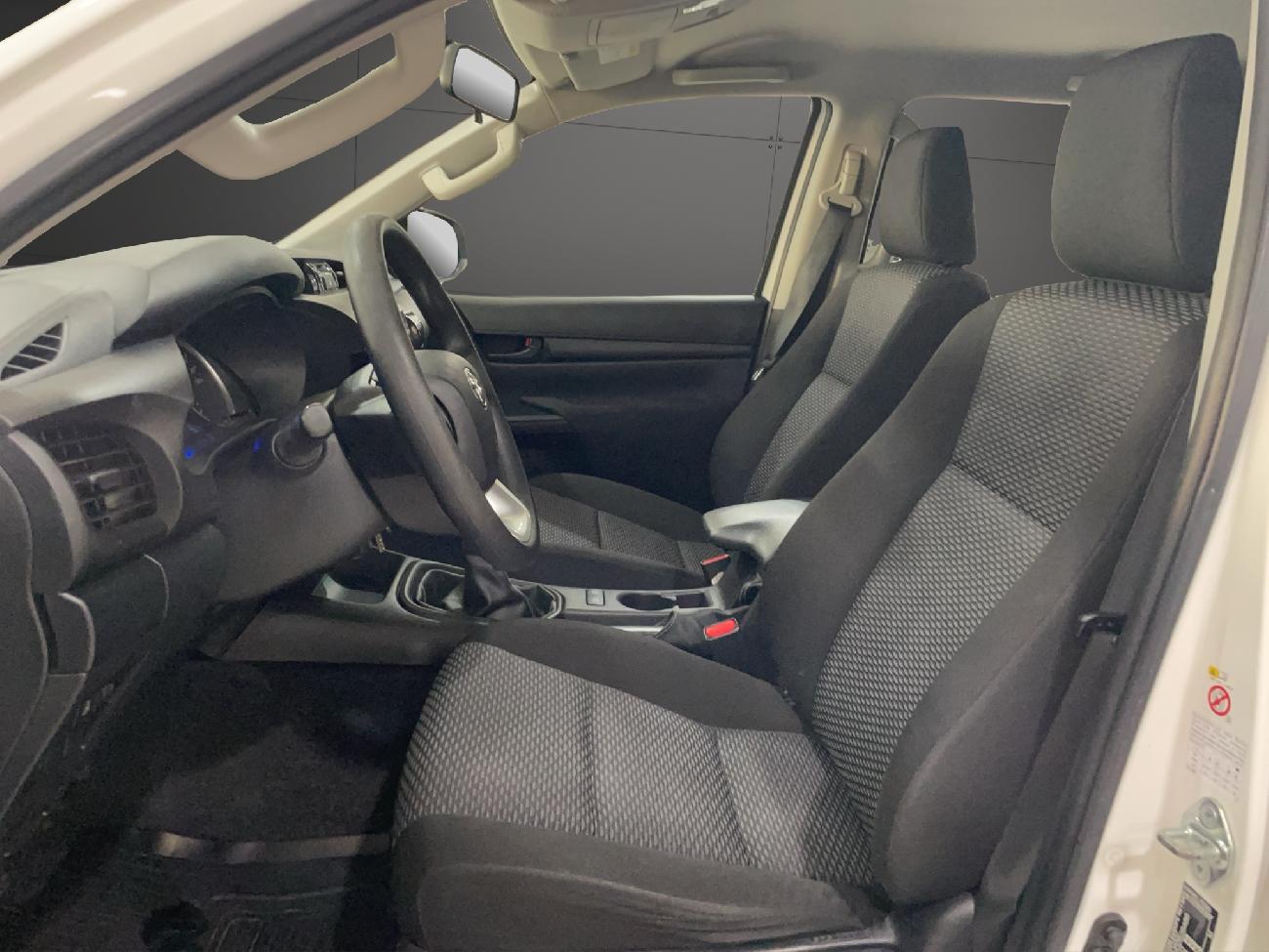 2020 Toyota Hilux Hilux Hilux 2.4 D-4D Cabina Doble GX 4x4  coche de segunda mano