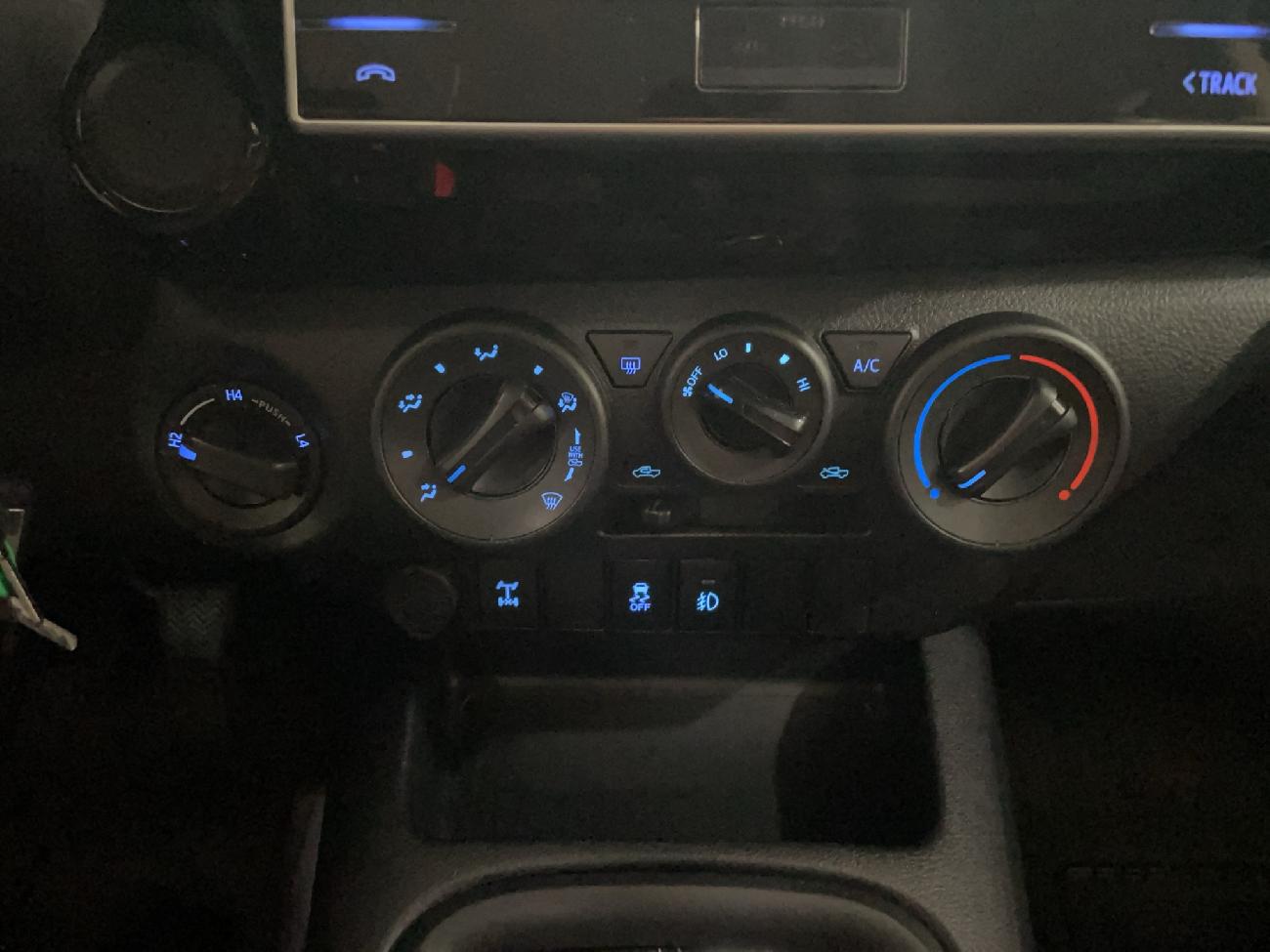 2020 Toyota Hilux Hilux Hilux 2.4 D-4D Cabina Doble GX 4x4  coche de segunda mano