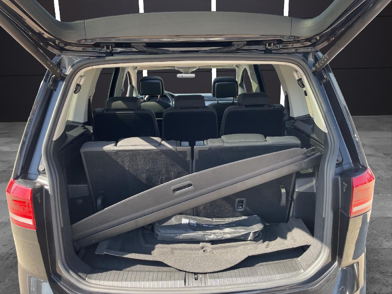 2023 Volkswagen Touran Touran Advance 2.0 TDI 90kW (122CV) coche de segunda mano