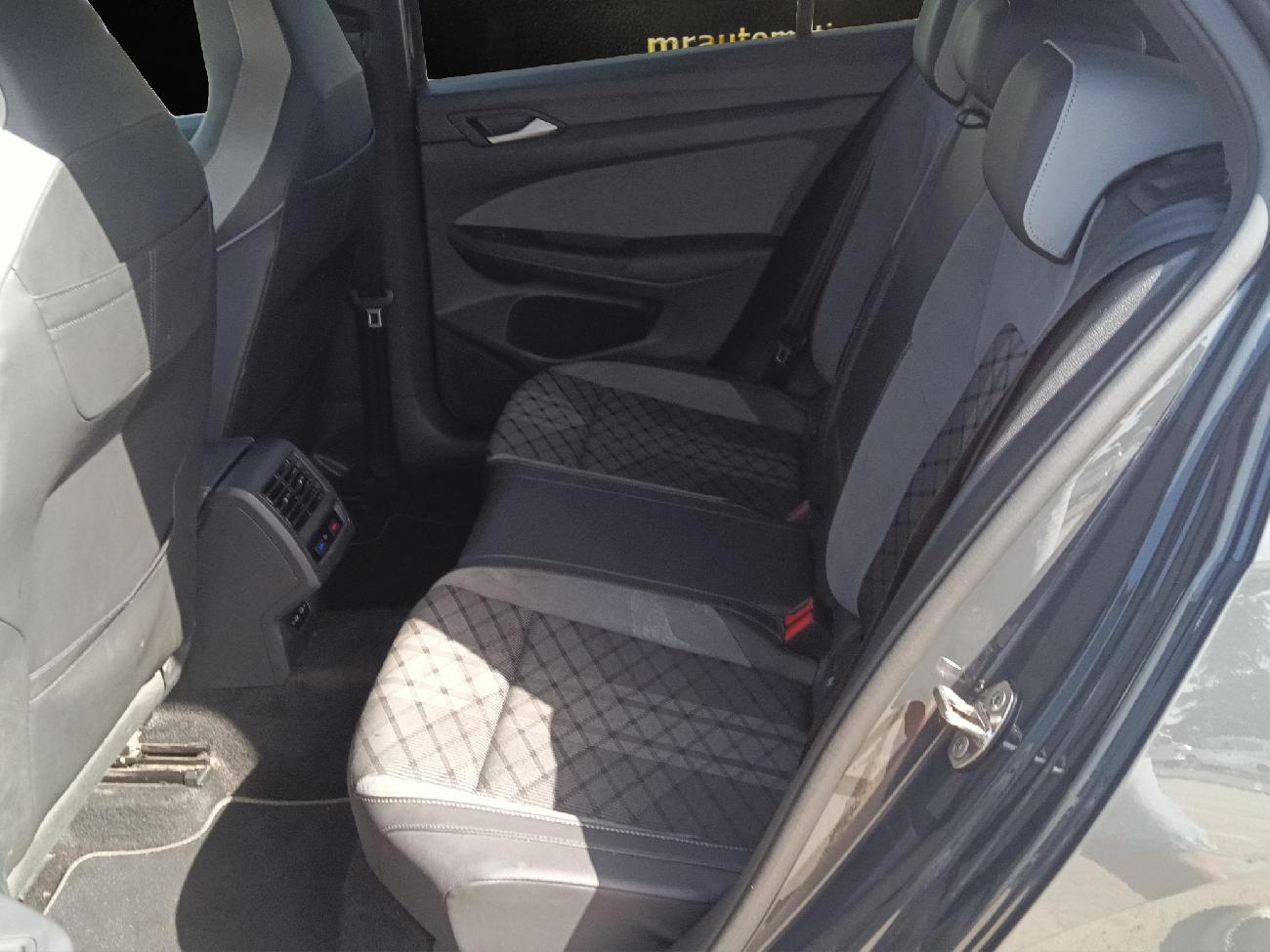 2021 Volkswagen Golf Golf R-Line 1.5 TSI 110kW (150CV) coche de segunda mano