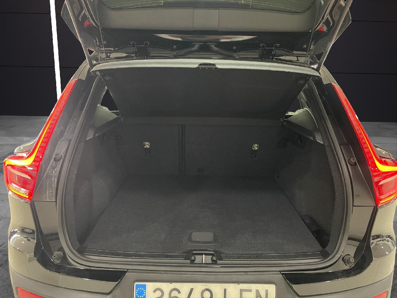 2020 Volvo XC40 XC40 2.0 D3 coche de segunda mano
