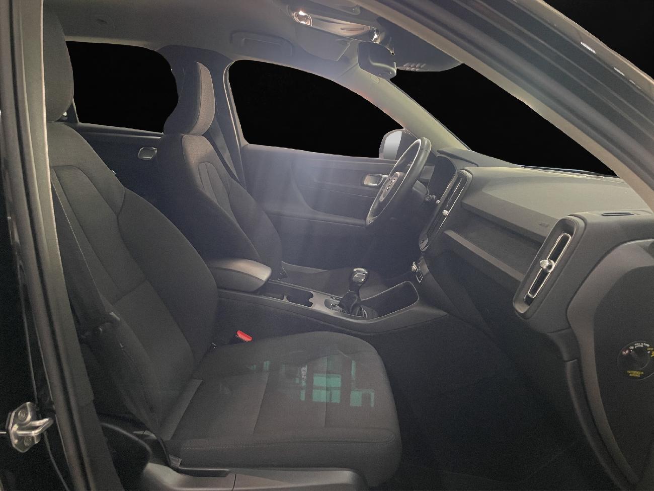 2020 Volvo XC40 XC40 2.0 D3 coche de segunda mano