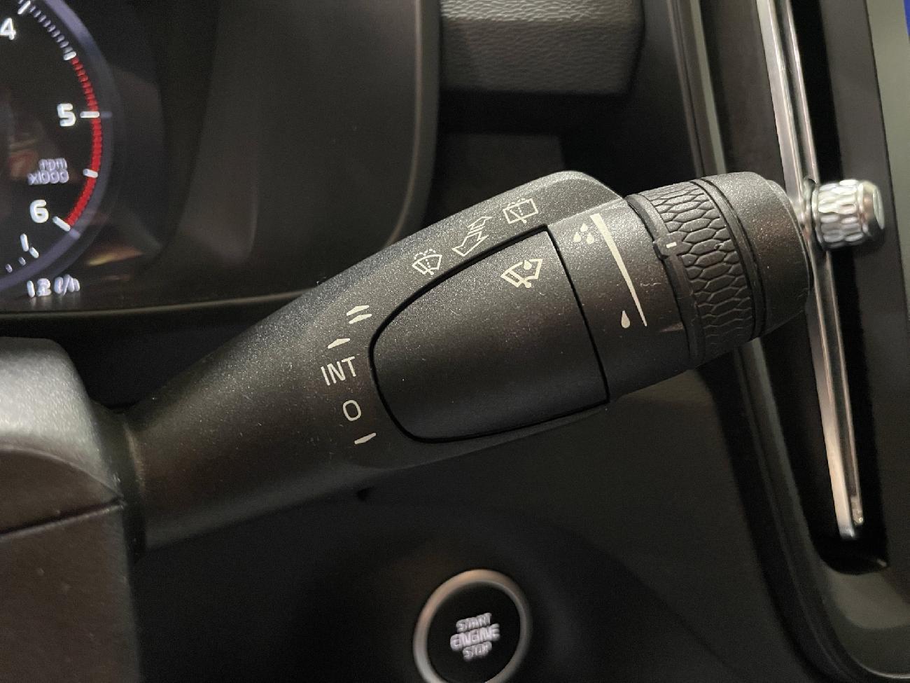 2020 Volvo XC40 XC40 2.0 D3 coche de segunda mano