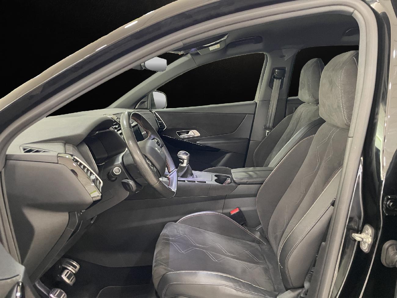 2019 DS DS7 DS7 CROSSBACK BlueHDi 96kW (130CV) PERFORMANCE LINE coche de segunda mano