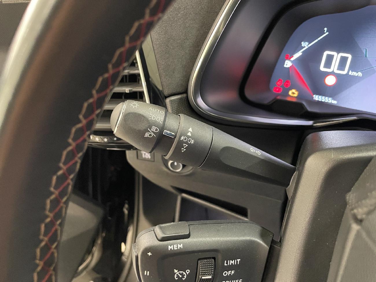 2019 DS DS7 DS7 CROSSBACK BlueHDi 96kW (130CV) PERFORMANCE LINE coche de segunda mano