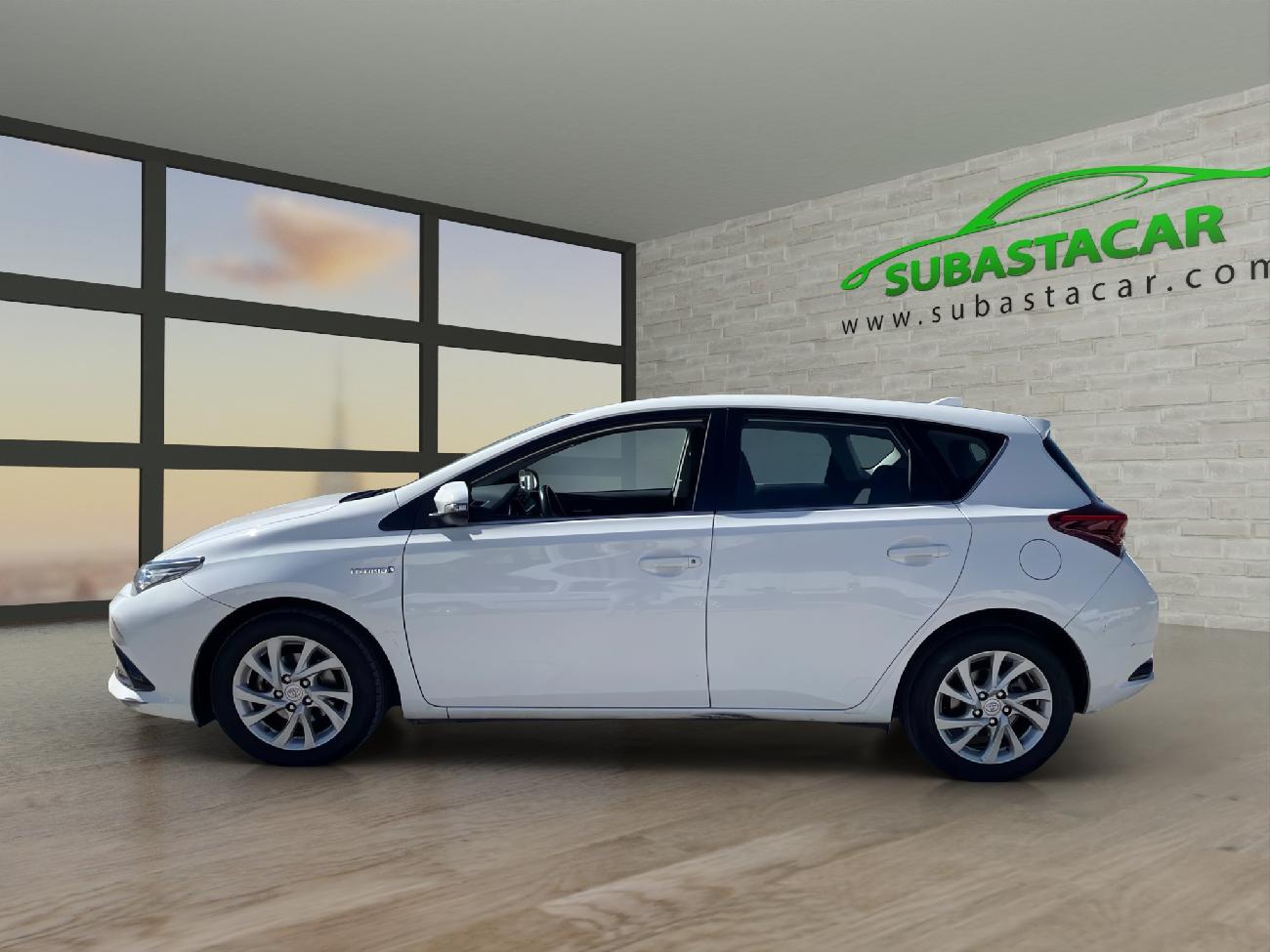 2019 Toyota Auris Auris 1.8 140H Hybrid Active coche de segunda mano