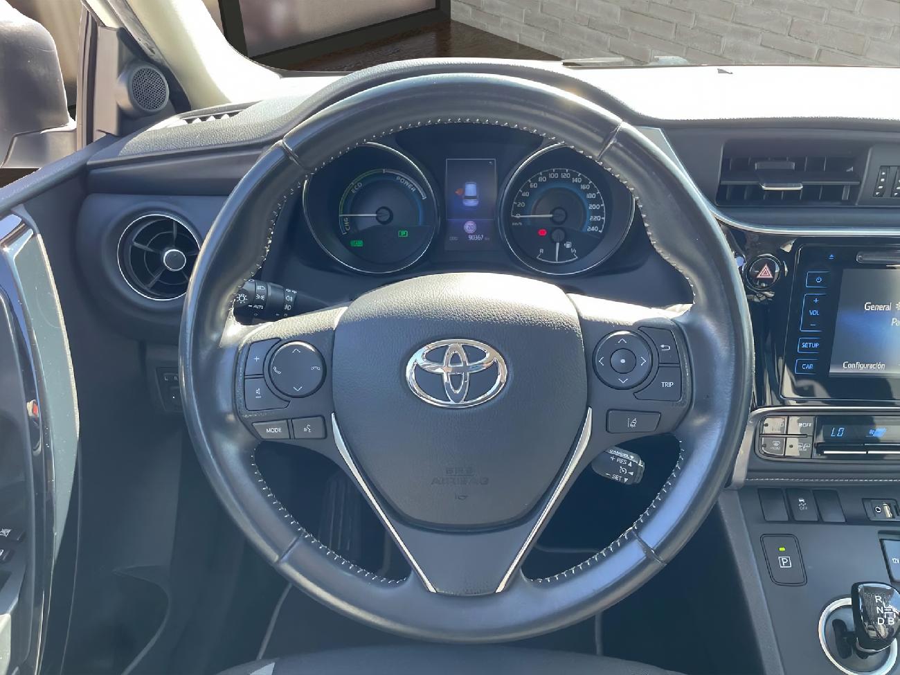 2019 Toyota Auris Auris 1.8 140H Hybrid Active coche de segunda mano