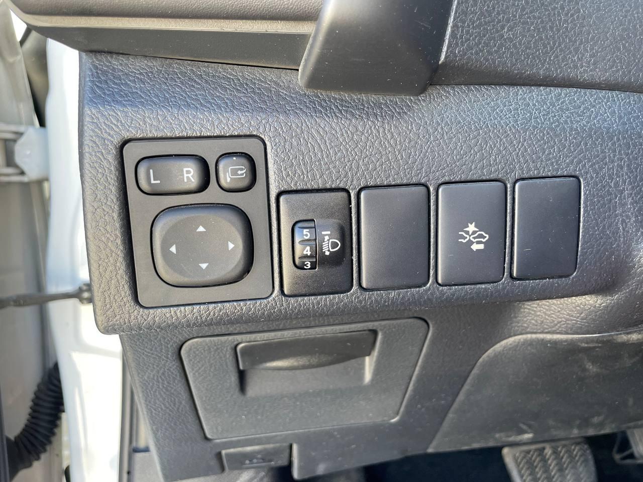 2019 Toyota Auris Auris 1.8 140H Hybrid Active coche de segunda mano