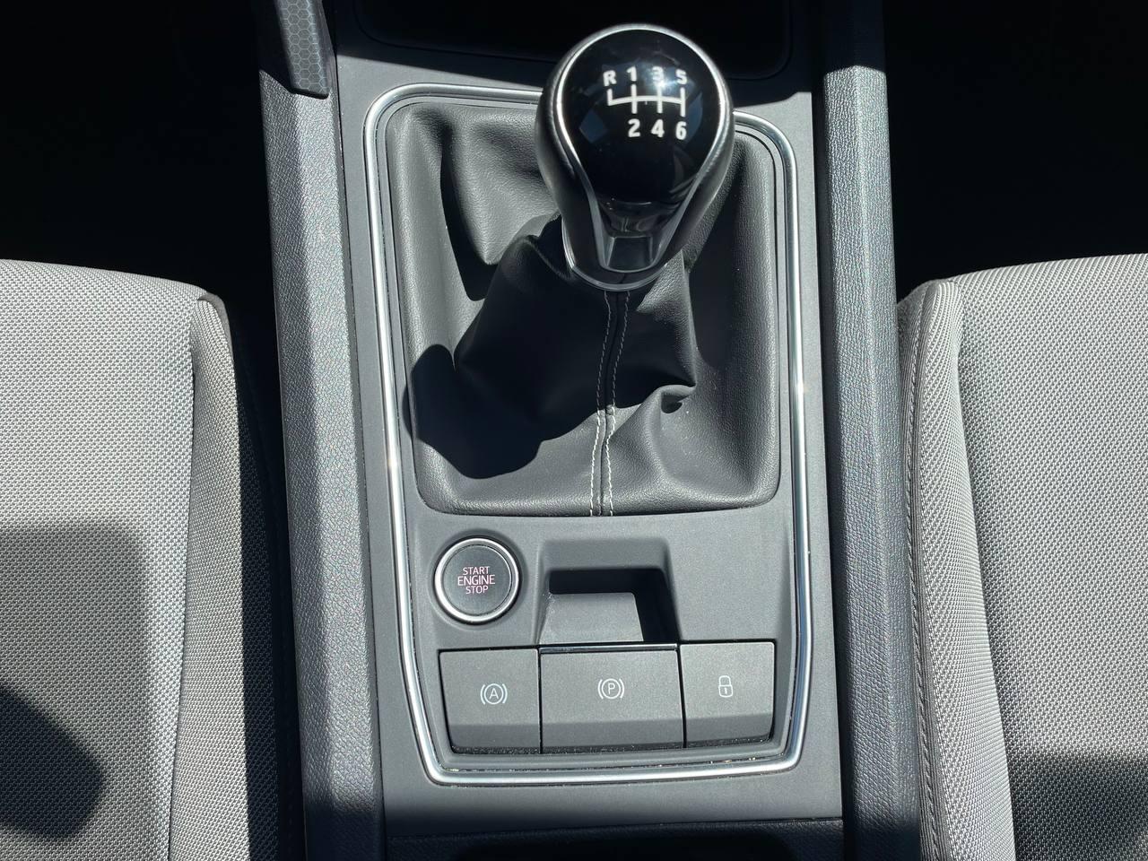 2022 Seat Leon Leon 1.5 TSI 96kW S&S Style coche de segunda mano