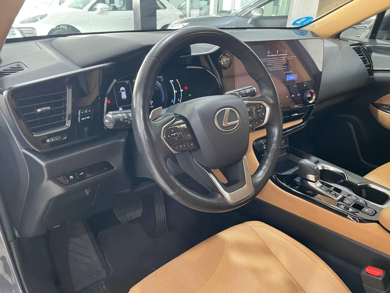 2022 Lexus NX NX 450h+ Executive 4WD coche de segunda mano