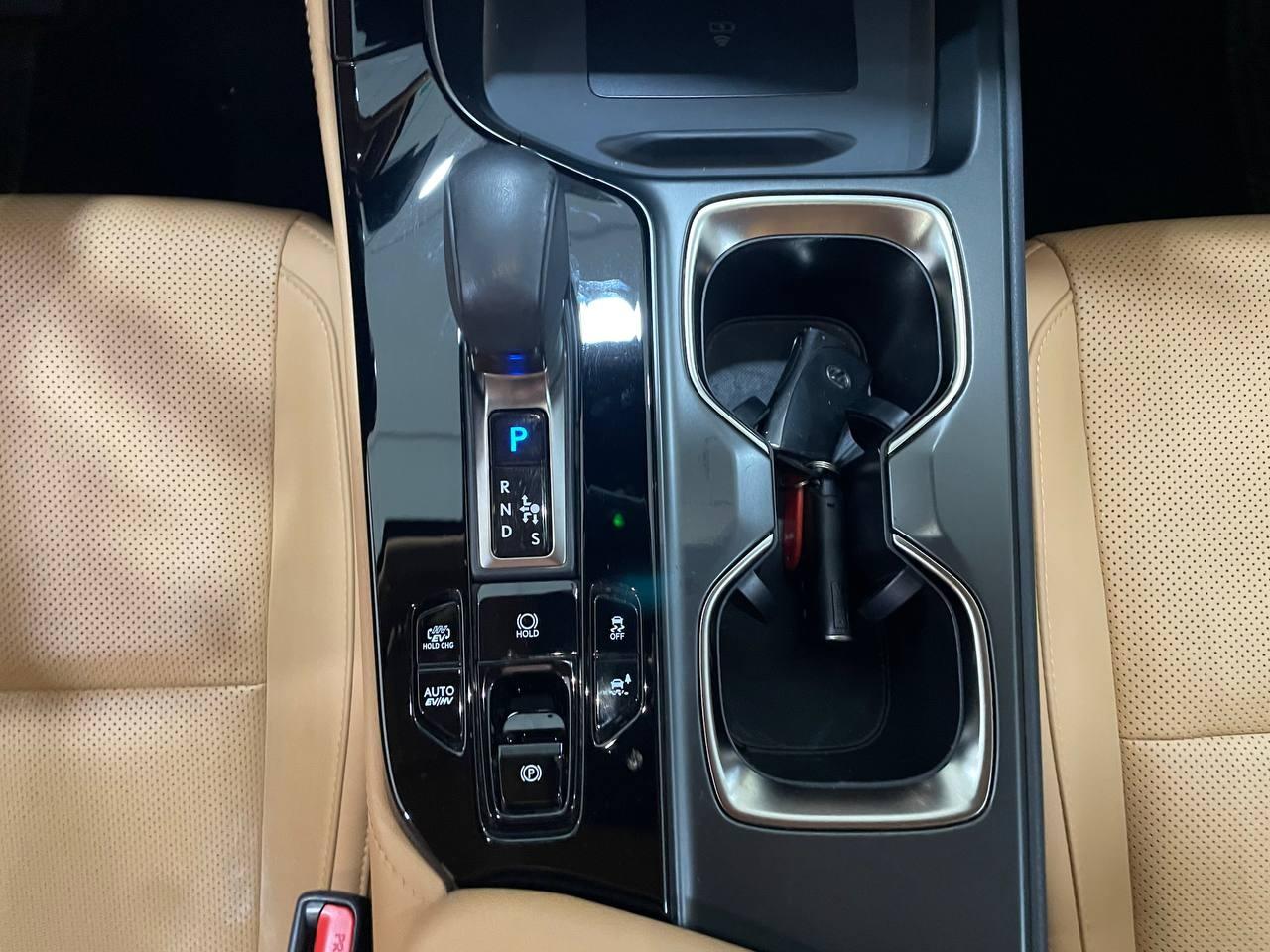 2022 Lexus NX NX 450h+ Executive 4WD coche de segunda mano