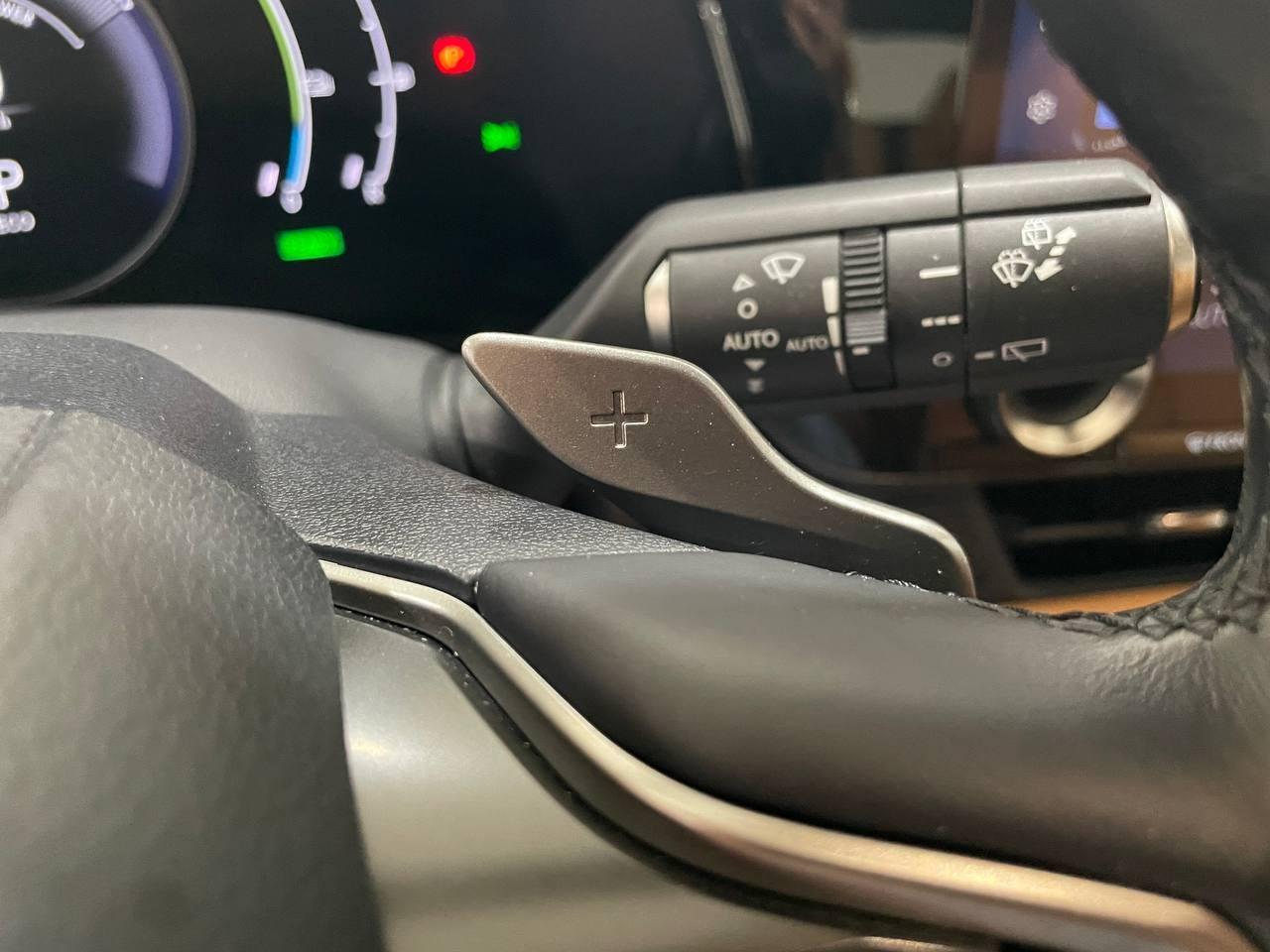 2022 Lexus NX NX 450h+ Executive 4WD coche de segunda mano