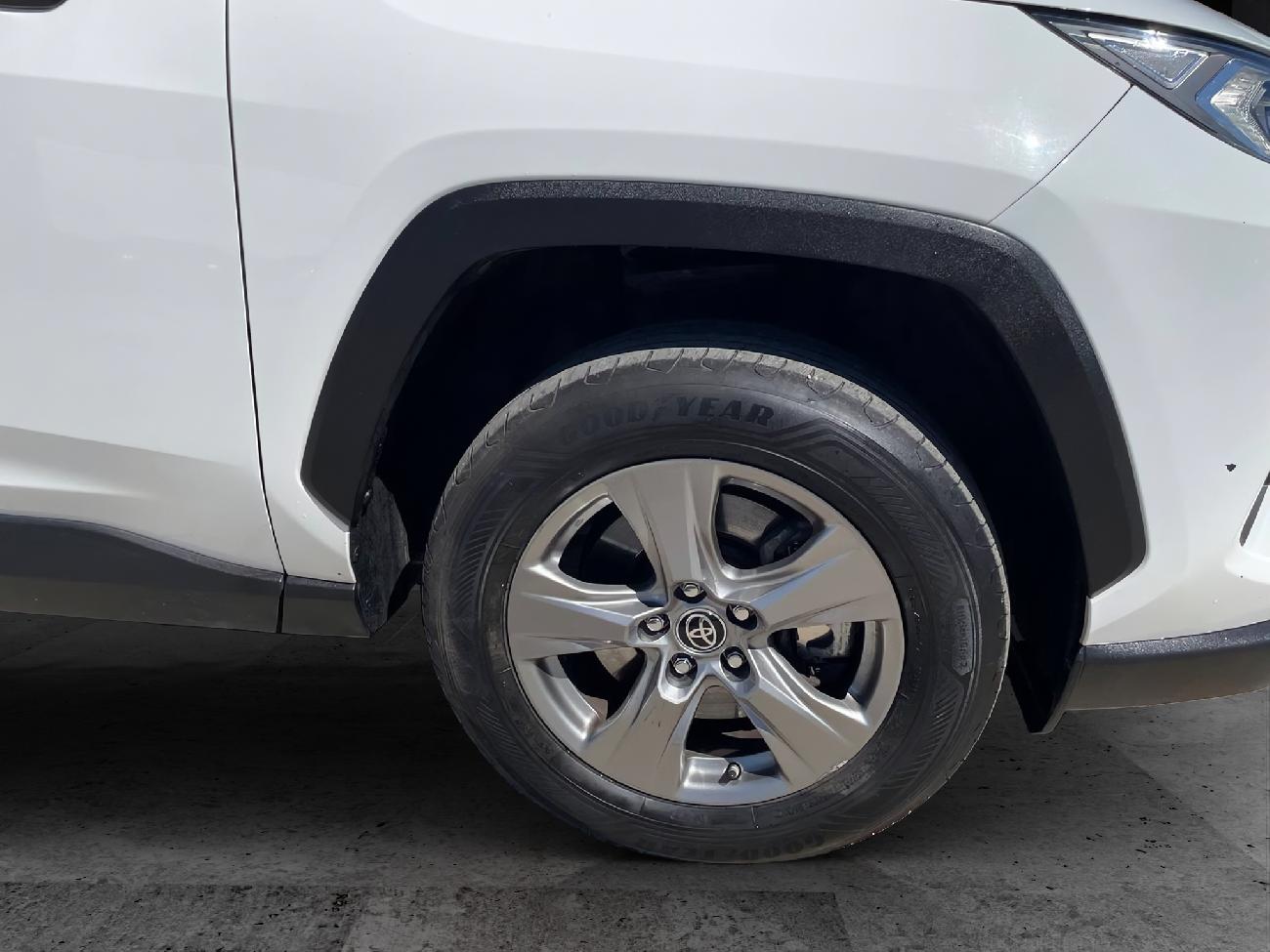 2022 Toyota RAV4 RAV4 2.5l 220H Business coche de segunda mano