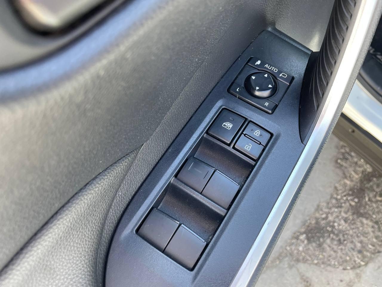 2022 Toyota RAV4 RAV4 2.5l 220H Business coche de segunda mano
