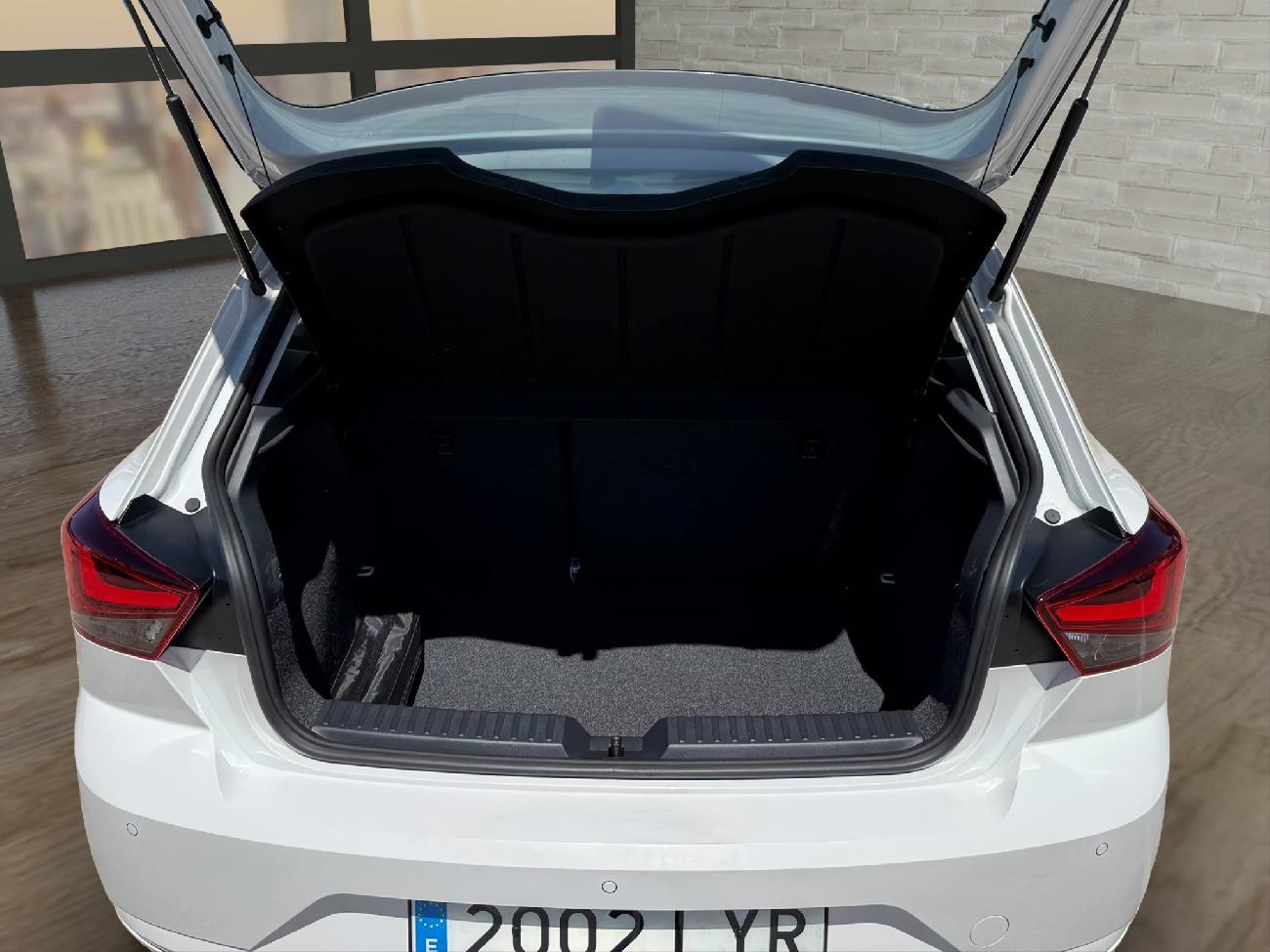 2022 Seat Ibiza Ibiza 1.0 TSI 81kW (110CV) Style Plus coche de segunda mano
