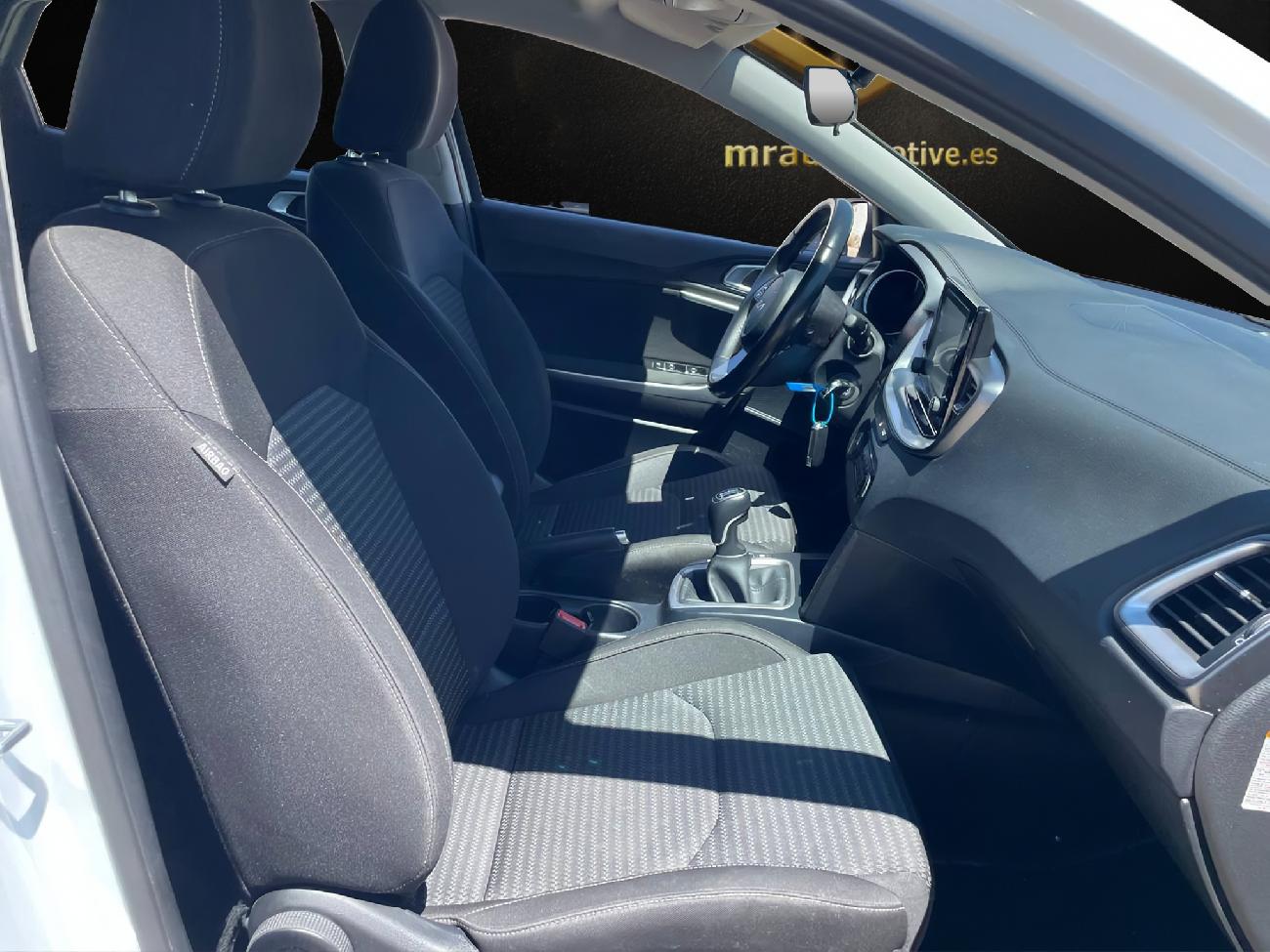 2023 KIA Xceed Xceed 1.5 MHEV iMT Drive 118kW (160CV) coche de segunda mano