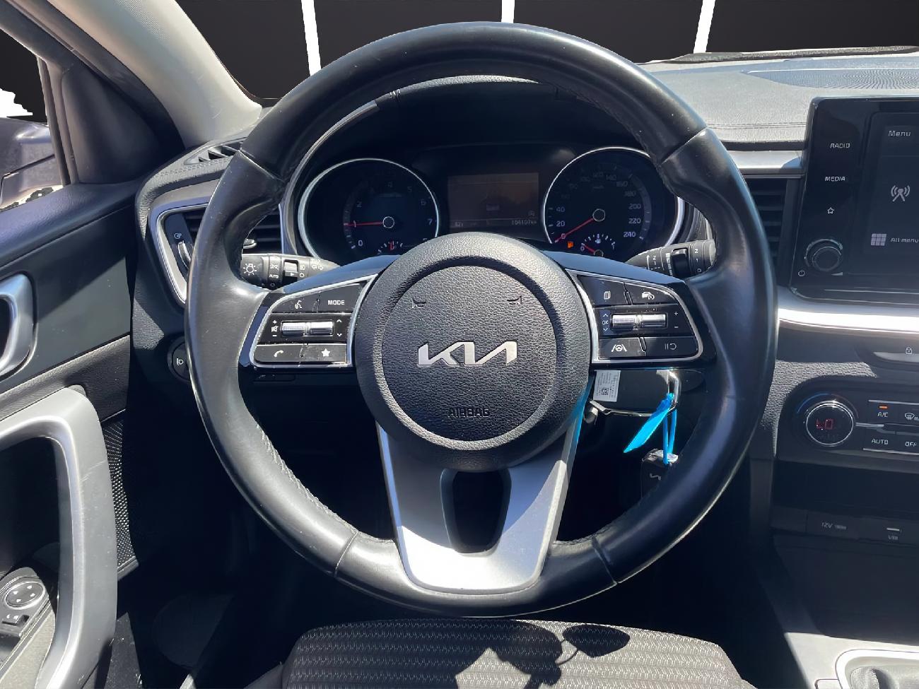 2023 KIA Xceed Xceed 1.5 MHEV iMT Drive 118kW (160CV) coche de segunda mano