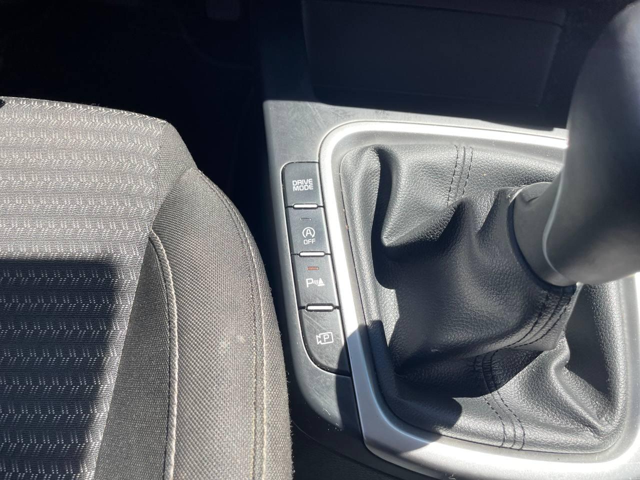 2023 KIA Xceed Xceed 1.5 MHEV iMT Drive 118kW (160CV) coche de segunda mano