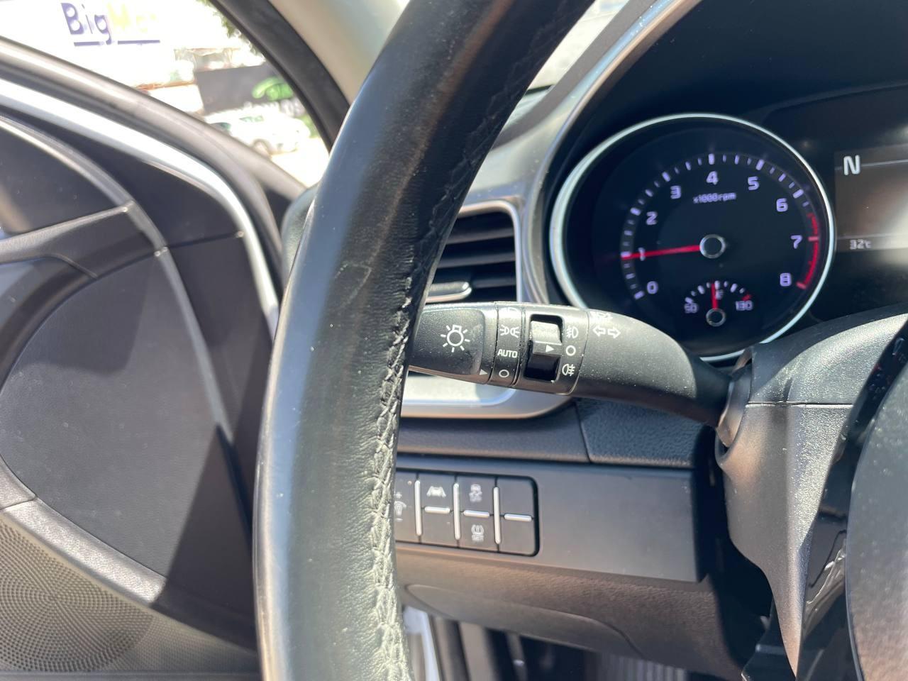 2023 KIA Xceed Xceed 1.5 MHEV iMT Drive 118kW (160CV) coche de segunda mano