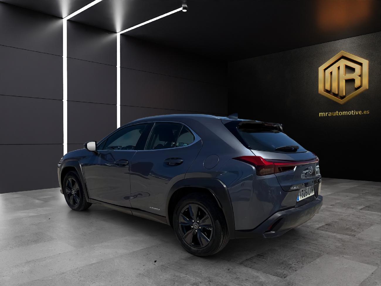 2022 Lexus UX UX 2.0 250h Business coche de segunda mano