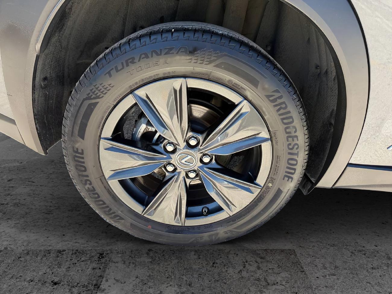 2022 Lexus UX UX 2.0 250h Business coche de segunda mano