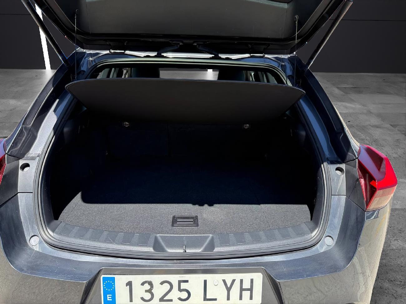 2022 Lexus UX UX 2.0 250h Business coche de segunda mano