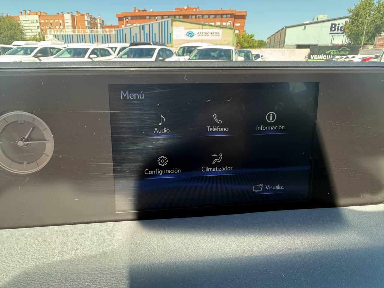 2022 Lexus UX UX 2.0 250h Business coche de segunda mano