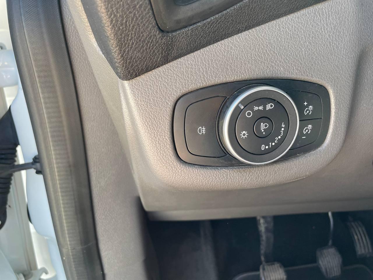 2021 Ford Transit Connect Transit Connect Kombi 1.5 TDCi 55kW Ambiente 220 L1 (N1)  coche de segunda mano