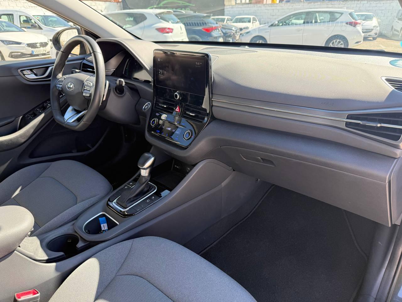 2022 Hyundai IONIQ IONIQ 1.6 GDI HEV Tecno DCT coche de segunda mano