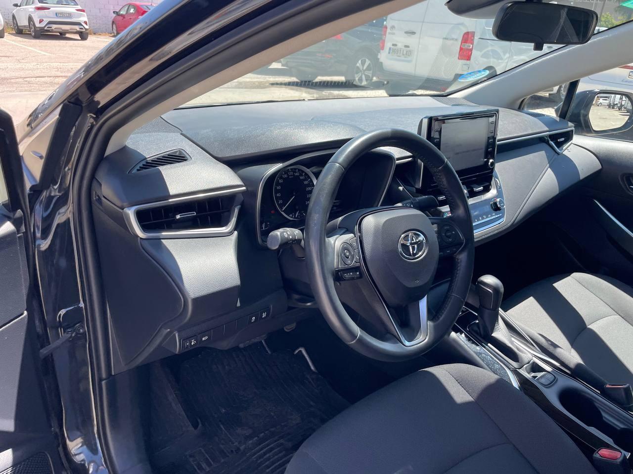 2022 Toyota Corolla Corolla 1.8 125H BUSINESS PLUS E-CVT (122CV) coche de segunda mano