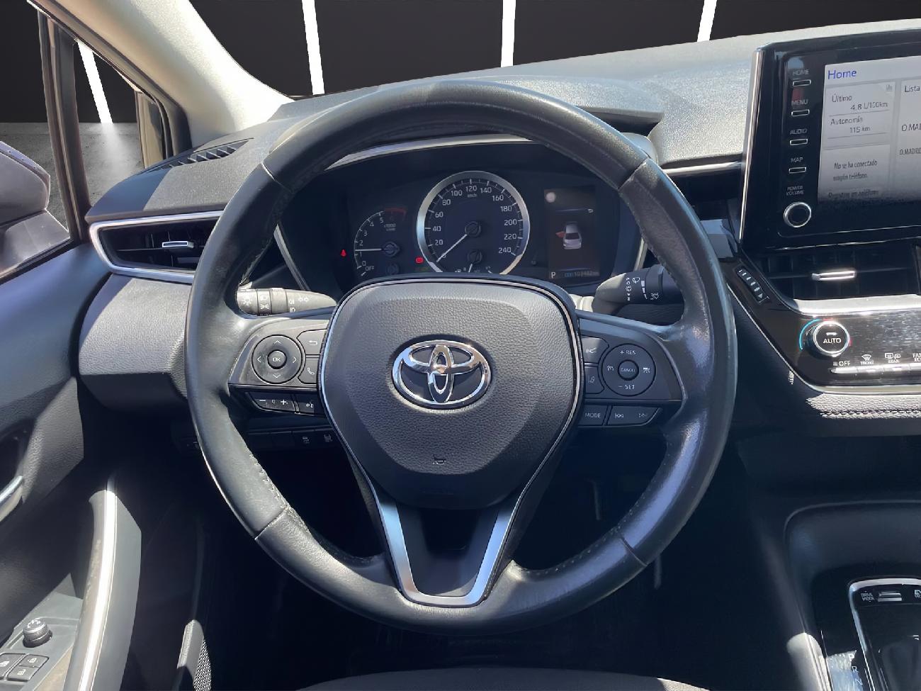2022 Toyota Corolla Corolla 1.8 125H BUSINESS PLUS E-CVT (122CV) coche de segunda mano