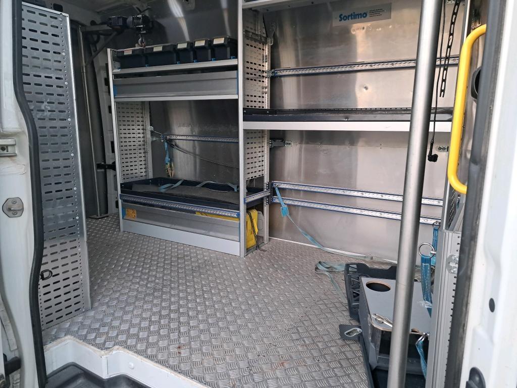 2020 Volkswagen Crafter Crafter 35 Furgón BM TA L3H2 2.0TDI 103kW furgón GLP coche de segunda mano
