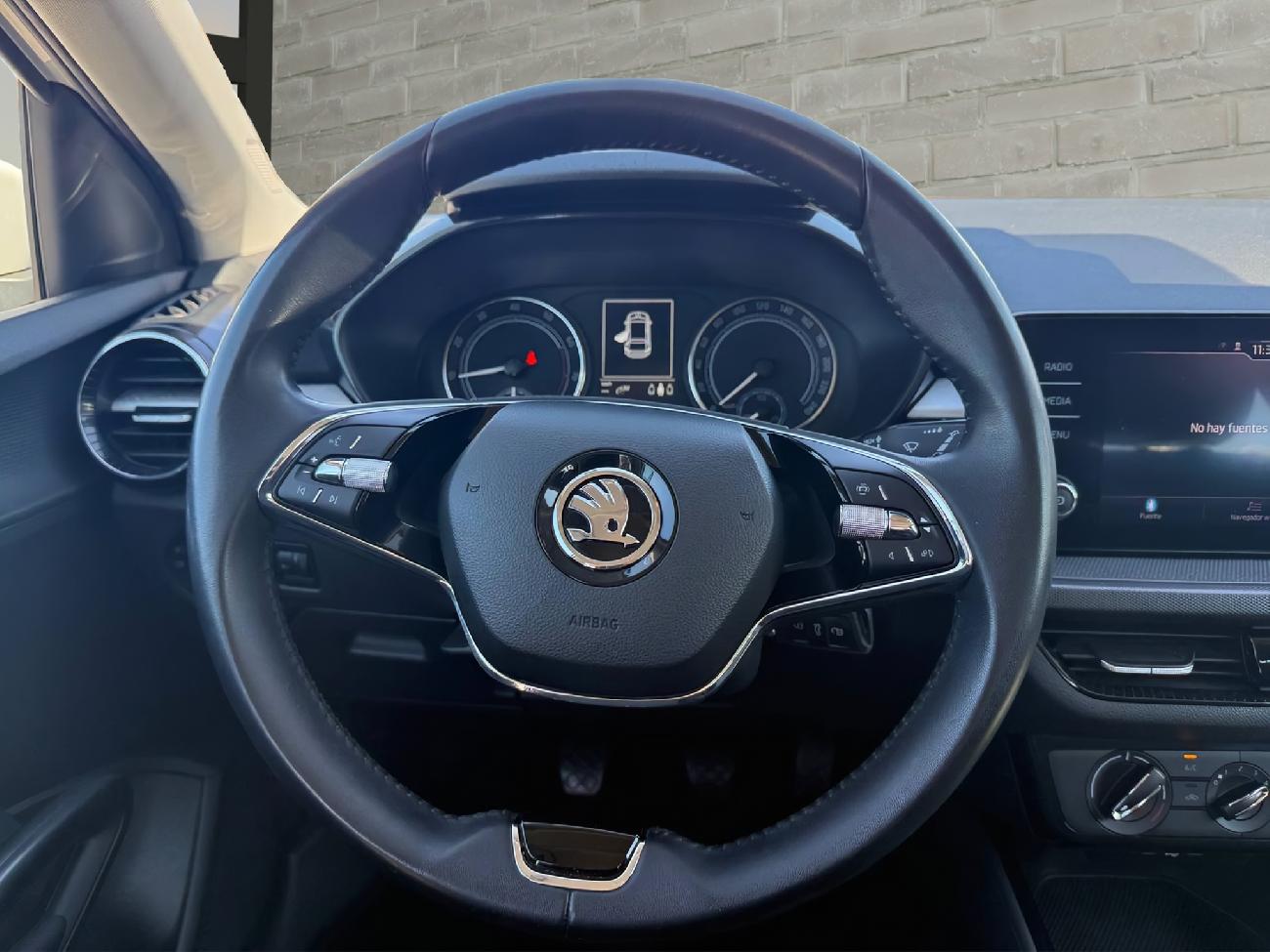 2023 Skoda Fabia Fabia 1.0 TSI 81KW (110CV) Emotion  coche de segunda mano