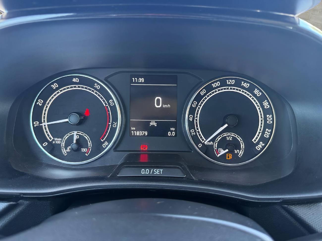 2023 Skoda Fabia Fabia 1.0 TSI 81KW (110CV) Emotion  coche de segunda mano